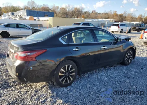2018 Nissan Altima 2.5 z USA, uszkodzony, nr VIN 1N4AL3AP8JC115802